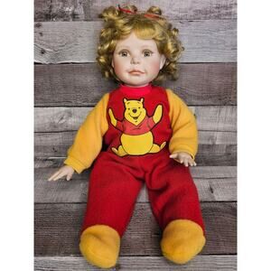 VINTAGE DISNEY 2635FB Ashton Drake Let's Play Patty Cake DOLL Winnie the Poo